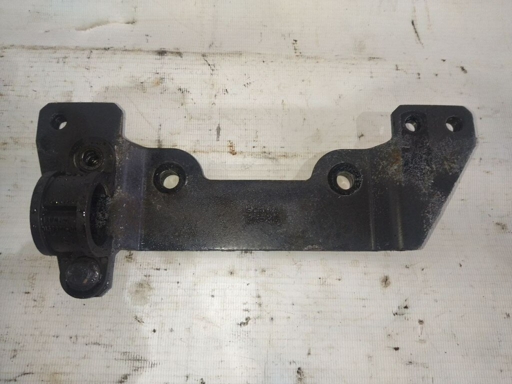 кронштейн проводки б/у